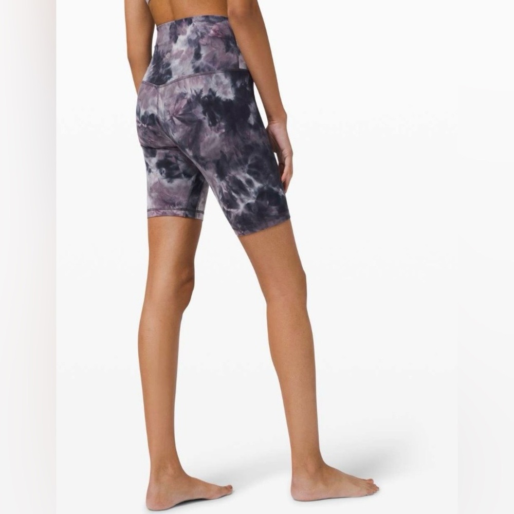 Lululemon women’s tye dye biker shorts size 6